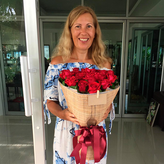 Букеты из красных роз | Доставка цветов на Самуи