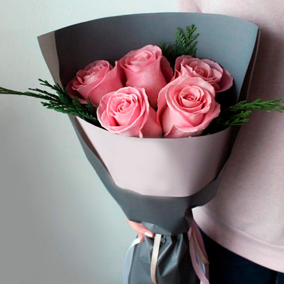 Букет 5 роз | Доставка цветов на Самуи
